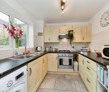 2 bedroom terraced house to rent - Photo 5