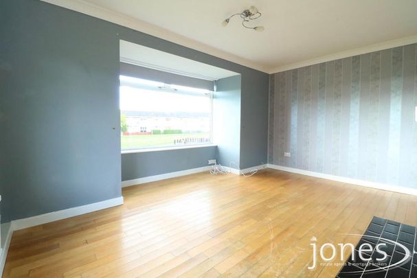 2 bedroom end of terrace house to rent - Photo 1