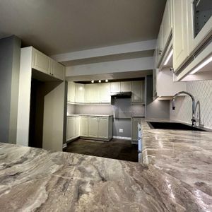 Grand 4 1/2 lumineux à louer - Photo 2