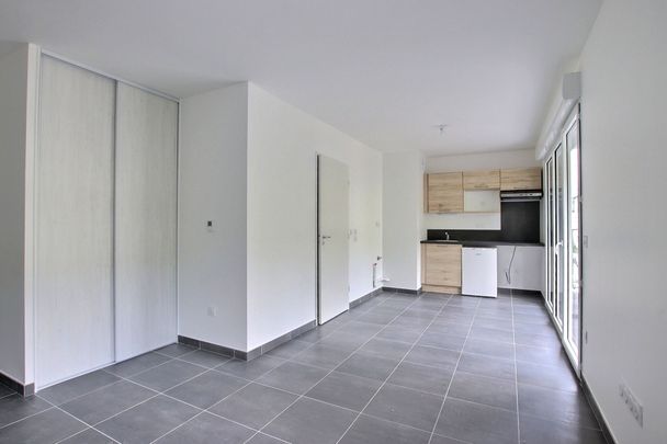 Location Appartement 1 pièce 32m² CLERMONT FERRAND 63100 - Photo 1