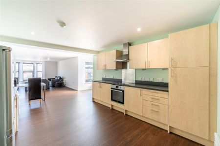 2 bedroom apartment to rent - Photo 5