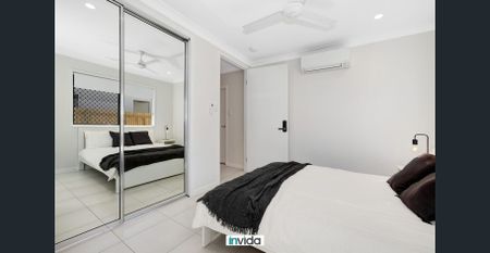 Private Room in rooming house / Last Room for Rent / $350 per week / Furnished / All utilities Included - Photo 2