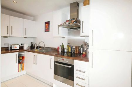 Oldridge Road, London, SW12 8PW - Photo 3