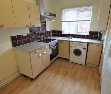 Pennington Court, Delph Lane, Woodhouse, LS6 2RW, Leeds - Photo 4