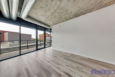 River landing - 1 Bedroom/1 Bathroom - 503 490 2nd Avenue - Photo 2