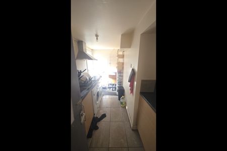 1 Bed Flat, Selly Oak, B29 - Photo 4