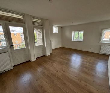 Appartement te huur: Sanderijnstraat 19-4 1055 BN Amsterdam - Photo 1