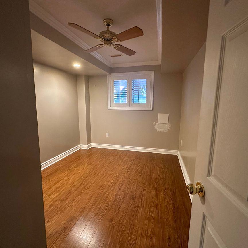 For Lease - 6037 Duford Drive Unit# Bsmt, Mississauga, Ontario - Photo 1