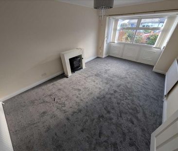 2 bedroom bungalow to rent - Photo 1