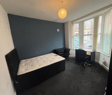 4 bedroom house share to rent - Photo 4