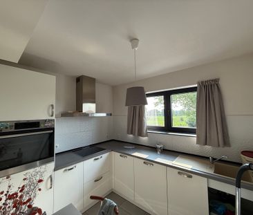 DENDERLEEUW - Recent éénslaapkamerappartment op toplocatie. - Photo 1