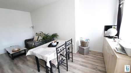 Location Appartement 2 pièces 42m² - Photo 2