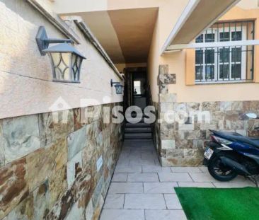 Casa adosada en alquiler en Nueva Torrequebrada - Photo 1
