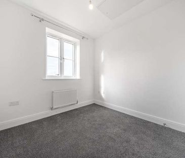 Heyford Park, Bicester, Oxfordshire, OX25 - Photo 1