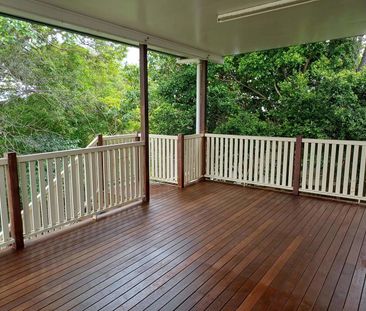 1 Newbolt Street, 4121, Holland Park Qld - Photo 6