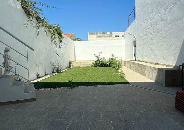 Apartamento T3 Duplex - Semi Mobilado e Equipado em Ílhavo