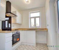 2 BEDROOM House - Terraced - Photo 4