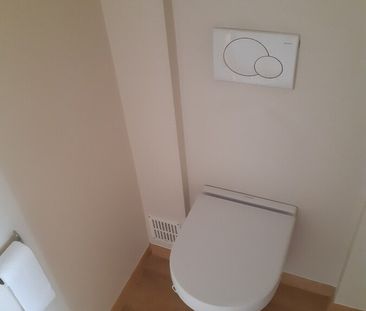 Tof dakappartement met aangenaam zonneterras. - Photo 2