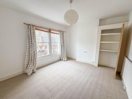 2 bedroom end of terrace house to rent - Photo 3