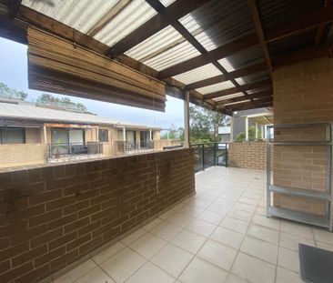 Modern 2-Bedroom Apartment in Prime Location - Photo 4