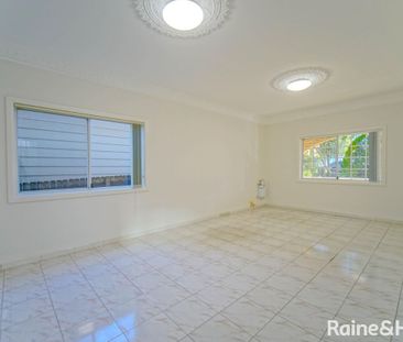 92 Dora Street, Hurstville, NSW 2220 - Photo 5