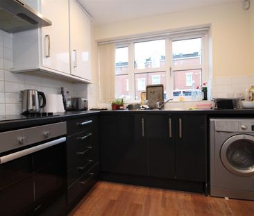 Blue Fox Close, Leicester, LE3 0EE - Photo 5