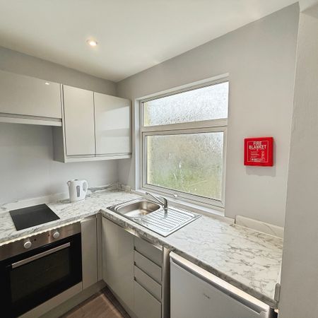 1 bedroom studio to rent Skelmersdale Road, Close to Station - Photo 4