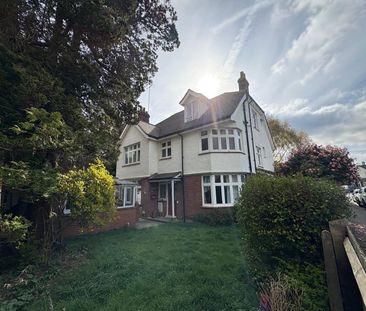 Woodend Road, Deepcut, Camberley, Surrey, GU16 - Photo 6