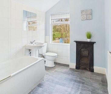 2 bedroom semi-detached house to rent - Photo 5