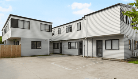 Otara living! - Photo 2