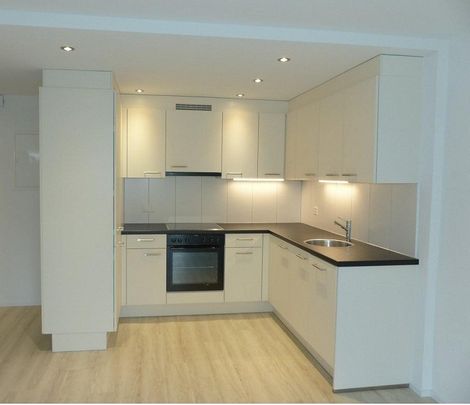 Top moderne Wohnung an ruhiger Lage - Foto 1