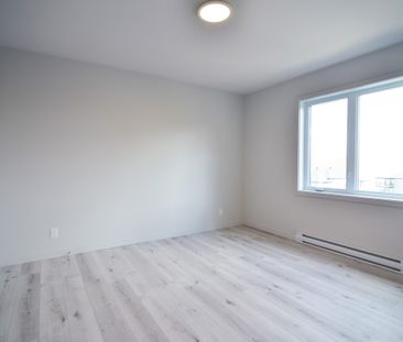 Triplex / Appartement Sherbrooke 5 1/2 | 516-520 Marcel-Gingras - Photo 3