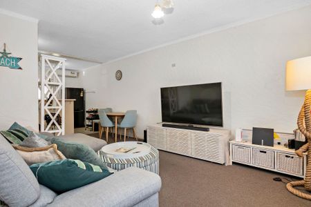 9/415 Seaview Road, Henley Beach. - Photo 2