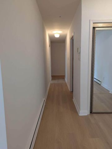 For Lease - 10 Millgate Crescent, Toronto, Ontario - Photo 5