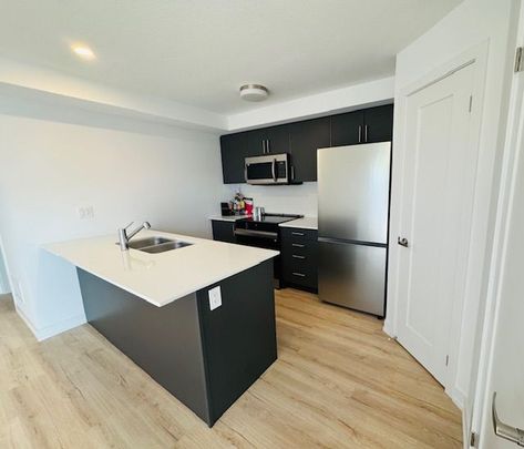 For Lease - 940 St David Street Unit# 85, Centre Wellington, Ontario - Photo 1