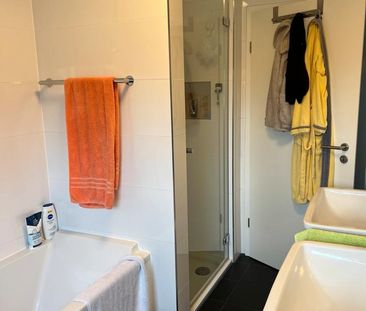 Penthouse-Wohnung mit zwei Balkonen - Photo 1