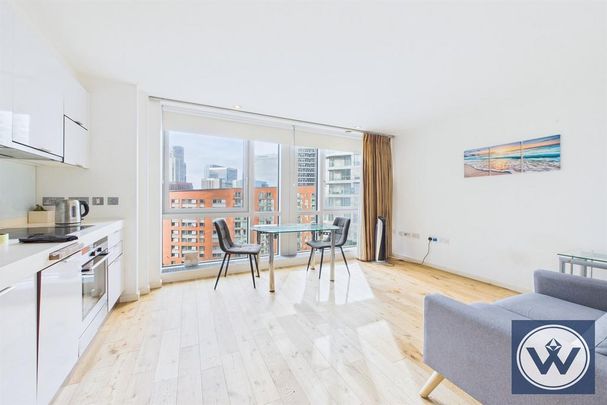 Studio to rent - Photo 1