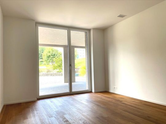 Moderne Wohnung mit Gartensitzplatz - Photo 1