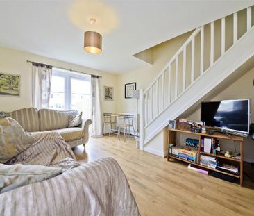 2 bedroom terraced house to rent - Photo 2