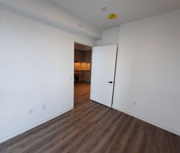 For Lease - 8 Interchange Way Unit# 915, Vaughan, Ontario - Photo 2