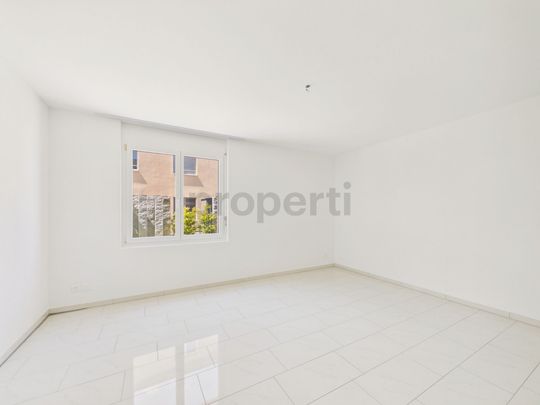Modern 4.5-room apartment with elevator and cellar, Eglisau - Foto 1