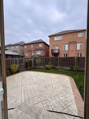 For Lease - 33 Gamson Crescent Unit# Master bedroom, Brampton, Ontario - Photo 1