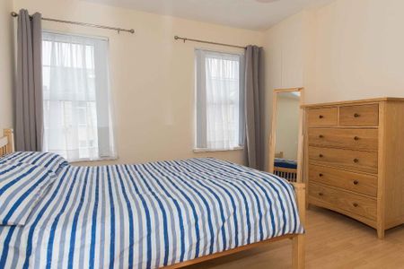 25 Downshire Place, Belfast, Holywood, BT18 9LX - Photo 4