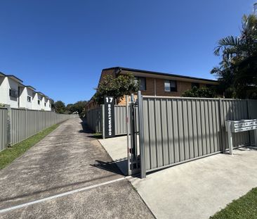 8/17 Boultwood Street, Coffs Harbour - Photo 2