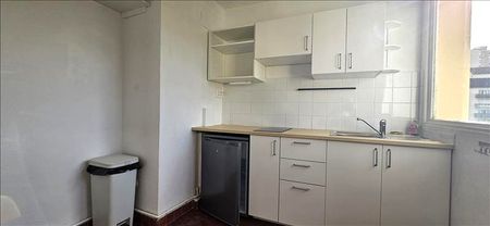 1 pièce - 25,51 m² - 4ème étage - Colocation non autorisée - Photo 3