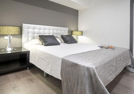 Apartamento de alquiler en Dreta de l'Eixample - Photo 2