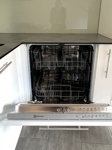 Sanierte 2.5-Zimmer Dachwohnung mitten in der Altstadt - Photo 2