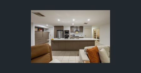 The Best in Baldivis! Pool Servicing Included! - Photo 5