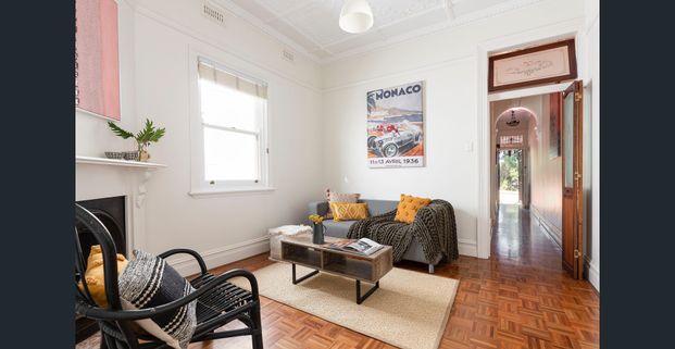 The ultimate entry into ‘Toxteth Estate’ - Photo 1