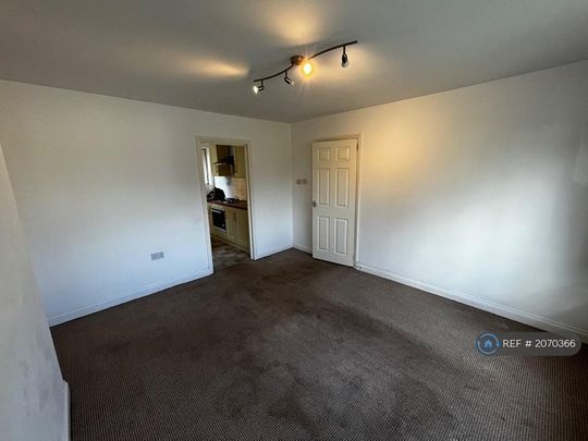 2 bedroom maisonette to rent - Photo 1